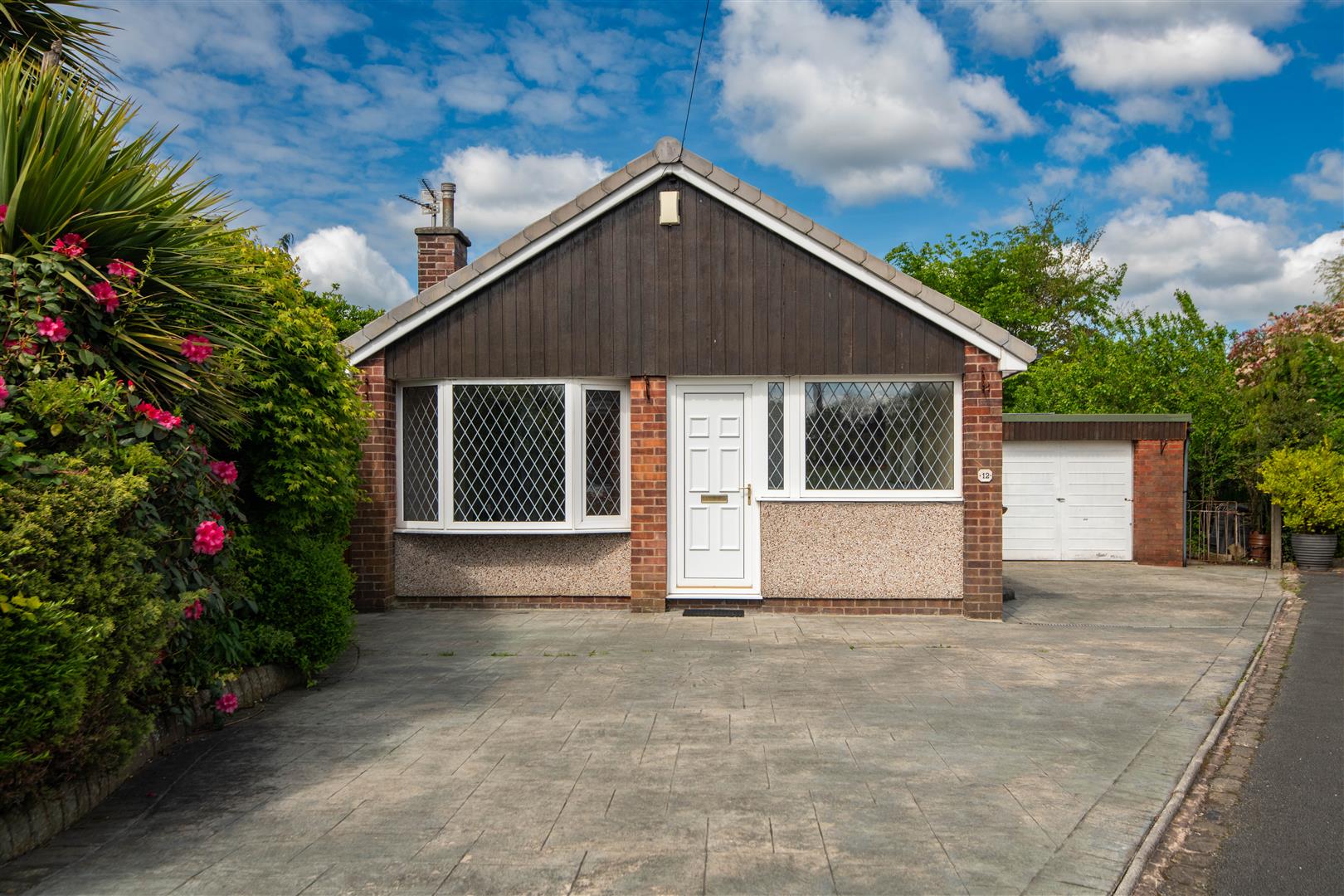 2 bed property in Buttermere Close, Preston